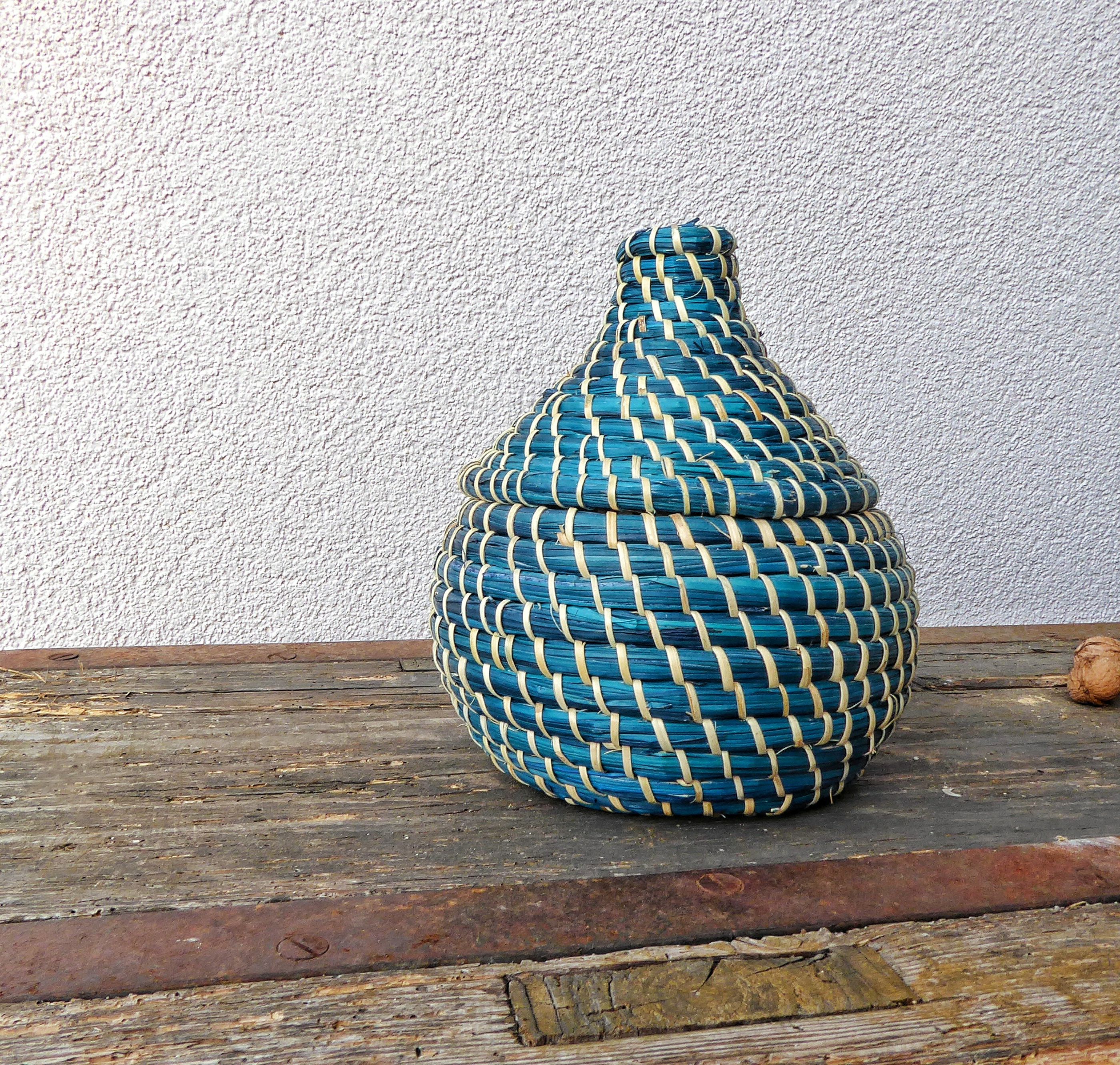 Snake Aladdin Seagrass Basket