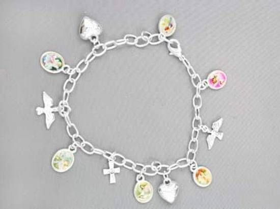 Armband mit Anhängern