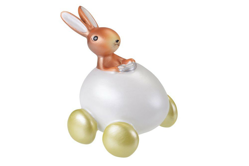 Hase im Ei-Auto weiß 
