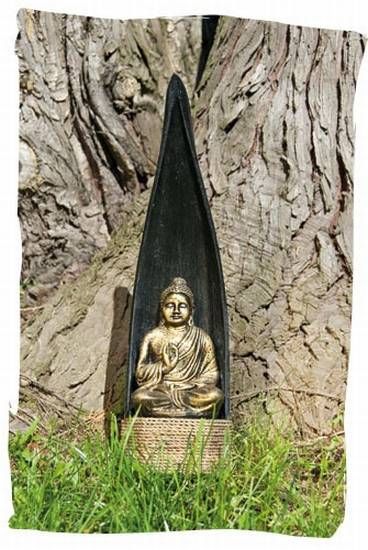 Segnender Buddha im Palmblatt