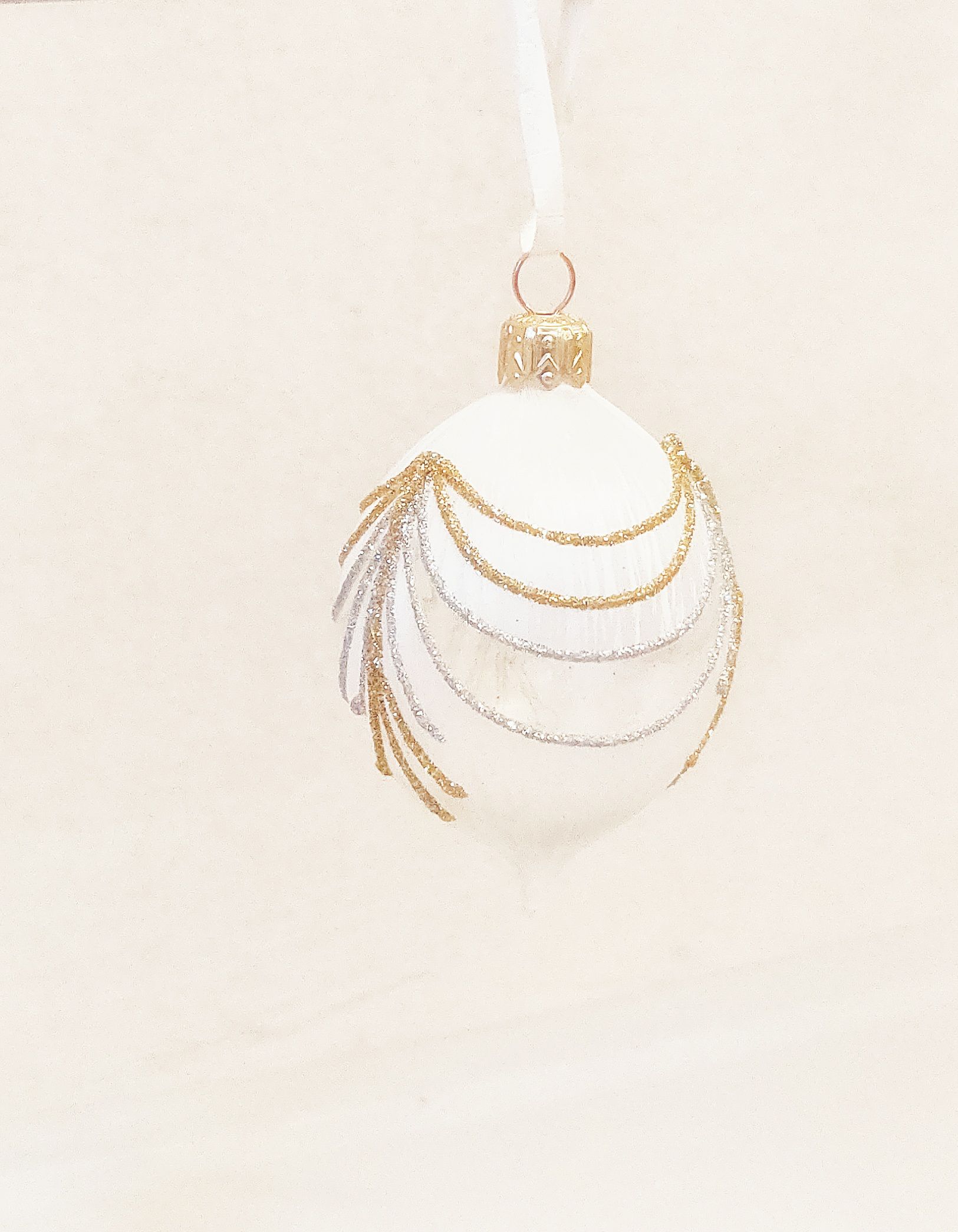 Christbaumschmuck Olive weiß