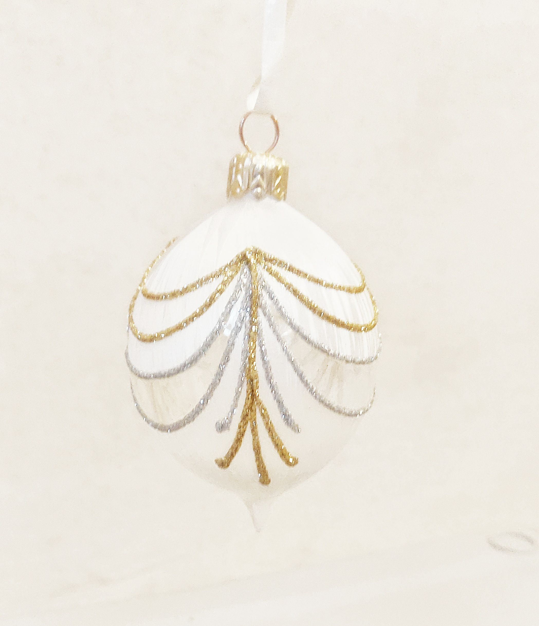 Christbaumschmuck Olive weiß
